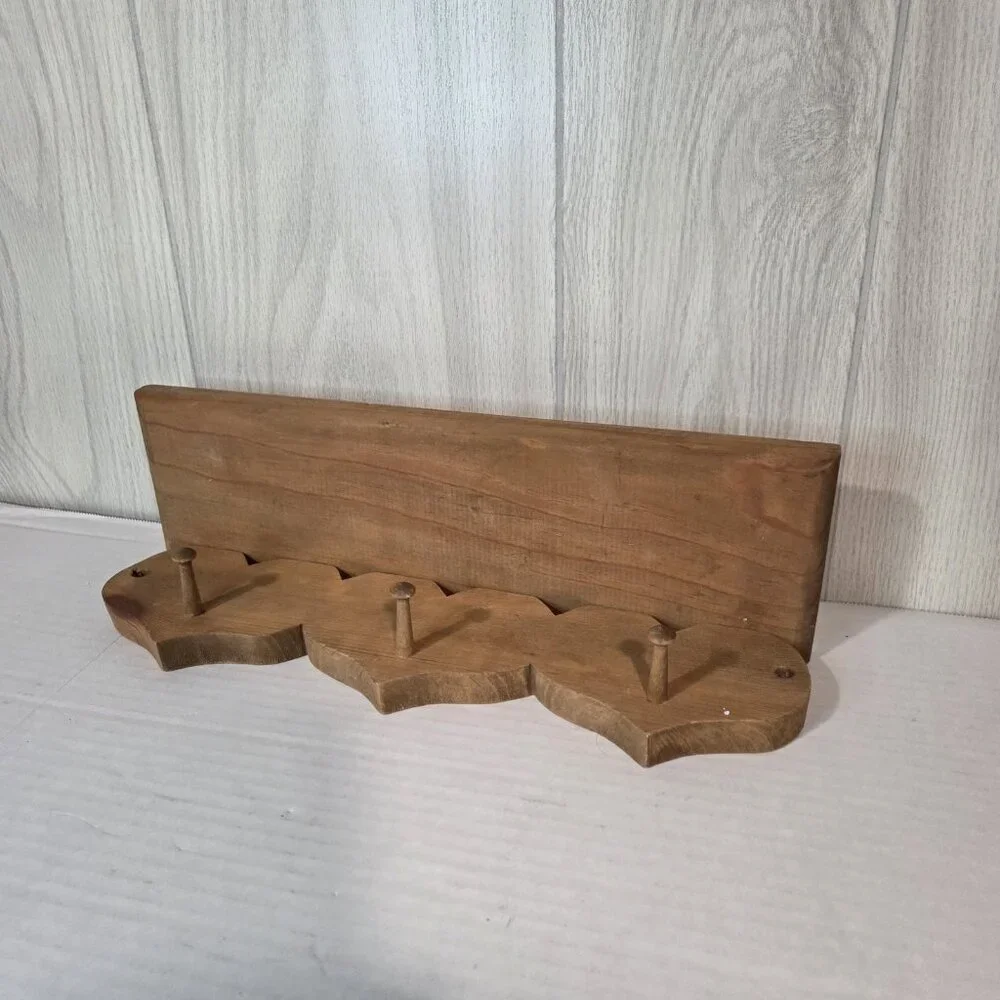 VTG Wooden Wall Hanging Heart Cutout Shelf With 3 Hearts And 3 Pegs Cottagecore